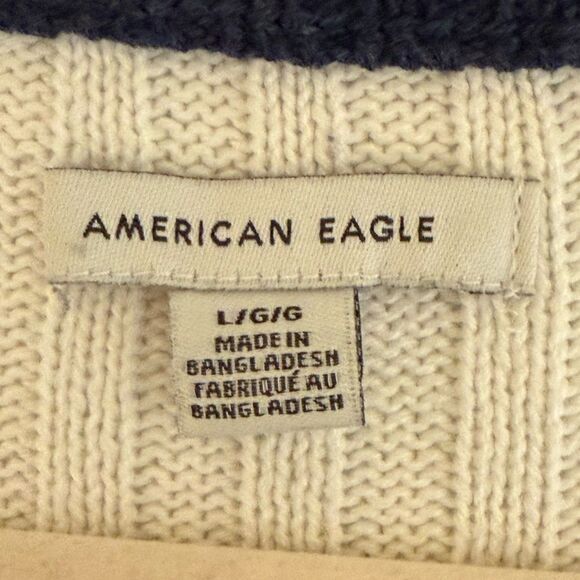 American Eagle - B-Neck Cropped Navy/BeigeStriped Cardigan Sweater - size L - Picture 3 of 6